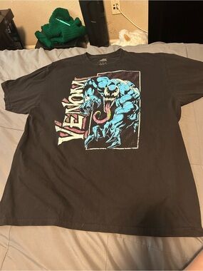Marvel VENOM Short Sleeve Tee - Black with Blue and Pink Print